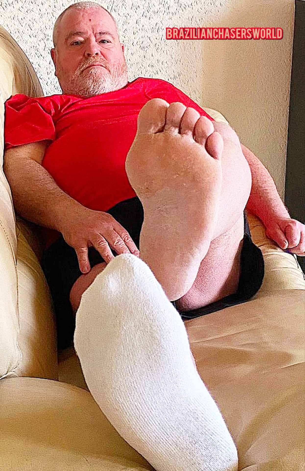 Drool over fat straight man paws