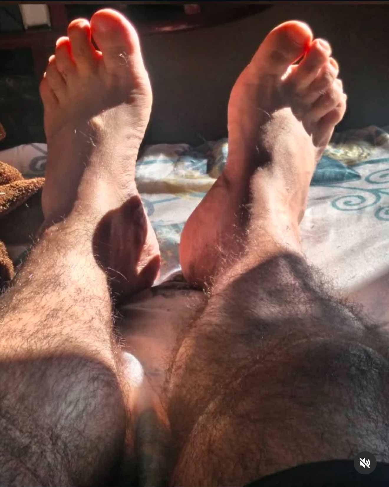 Worship hot old chub foot soles
