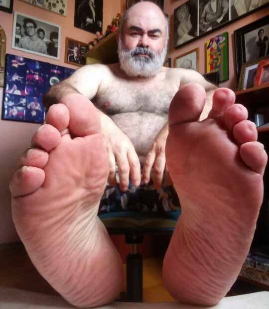 Enjoy this big married men soles