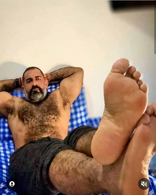 Incredible sweaty chub foot soles