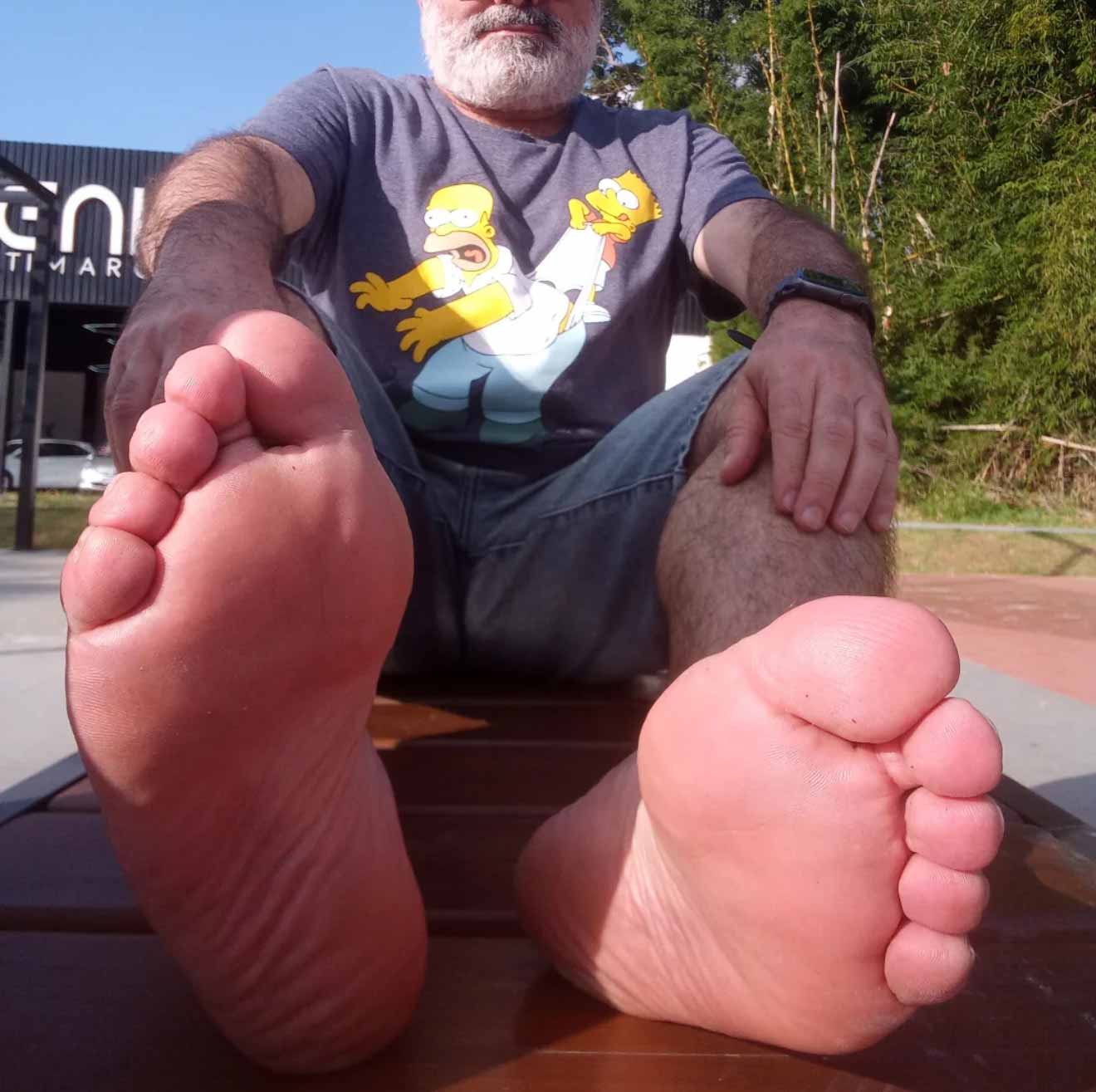 Incredible Size 11 married man feet