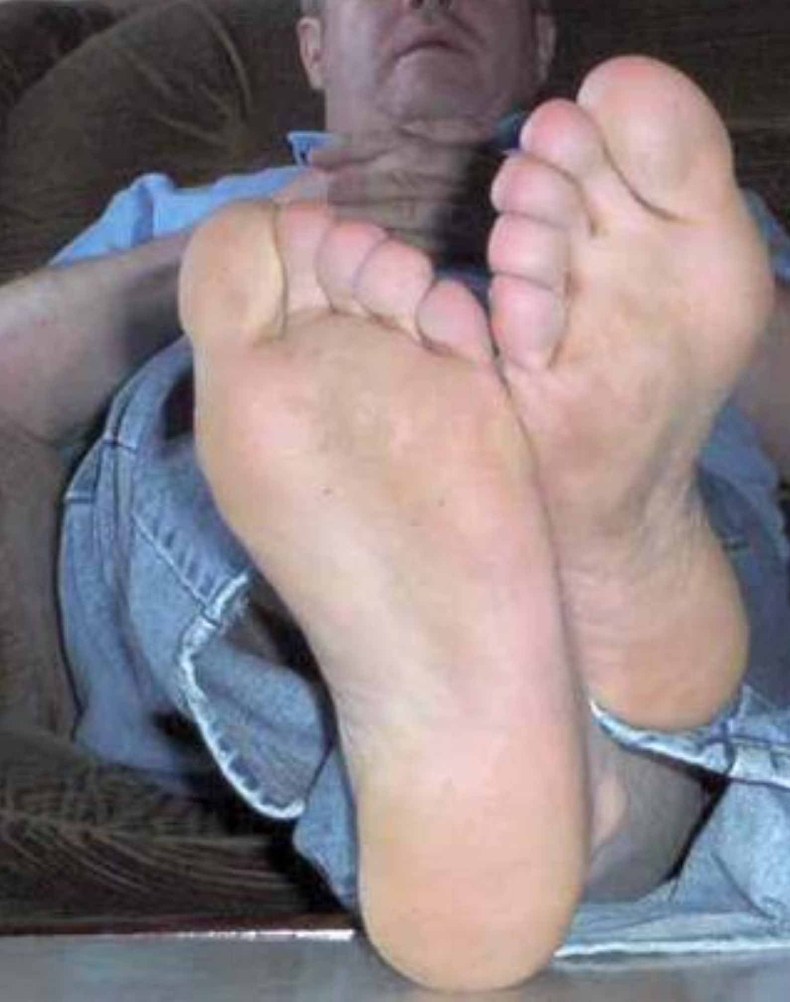Look these meaty old chub toes